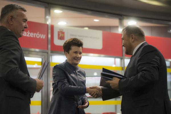 Warszawskie metro będzie dłuższe o 3,4 km. Jest umowa z wykonawcą