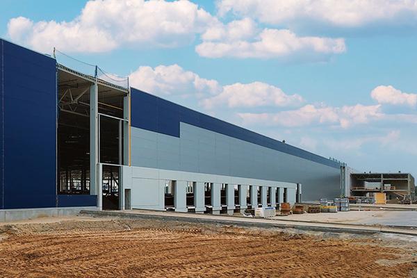 Wiecha na budowie magazynów LPP na Podkarpaciu