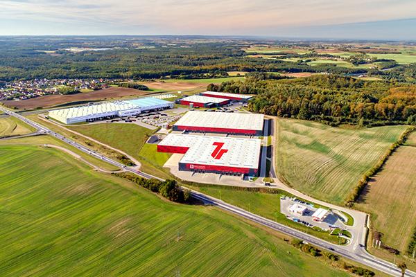 Dekpol zbuduje kolejne hale dla 7R