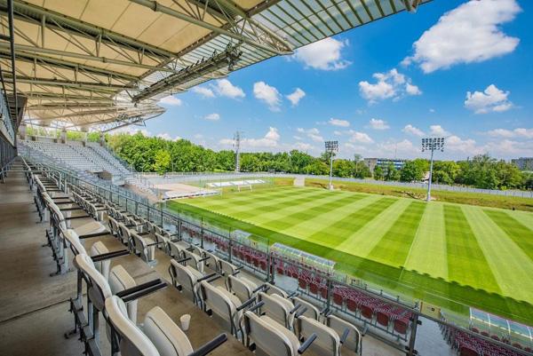 Jest umowa na rozbudowę stadionu w Łodzi